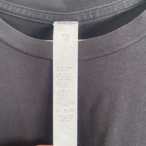 Lululemon black Twist-Front Oversized T-Shirt size XXS - Picture 4 of 12